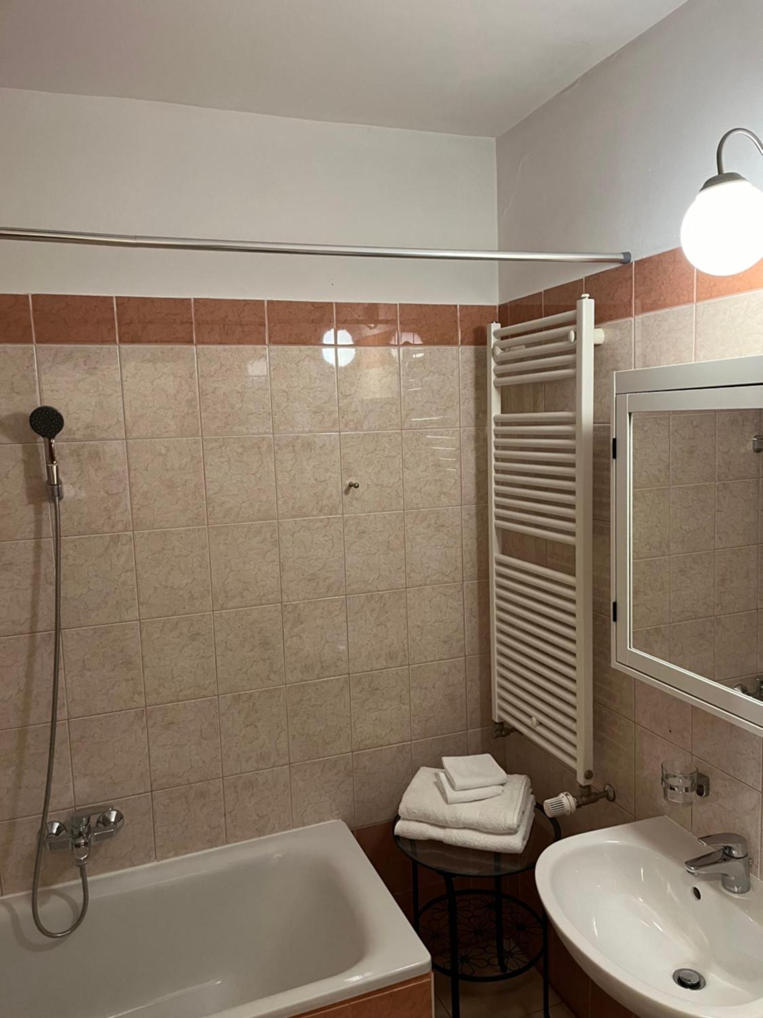City Center Apartments With Optional Garage Budapest Exterior photo